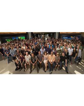Jurassic World. Foto de todo el equipo involucrado en la producción