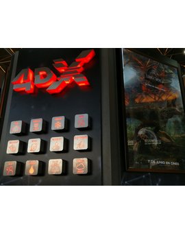 Agua, viento, niebla, lluvia, olores: València estrena la segunda sala 4DX de cine en España y lo hace con Jurassic World