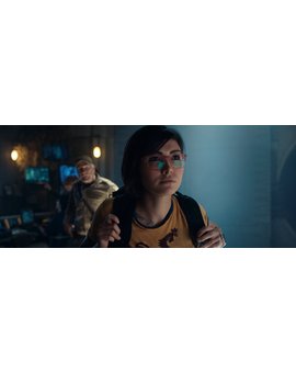 El montaje original de Jurassic World El Reino Caído duraba dos horas y cuarenta minutos y se desvelaba que el personaje de Zia Rodriguez es Lesbiana.