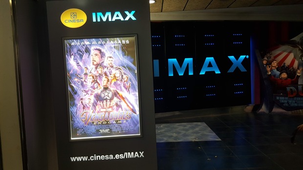 Debate: Así se vive Endgame en algunos cines. (como si fuera un parque de atracciones). SPOILERS 