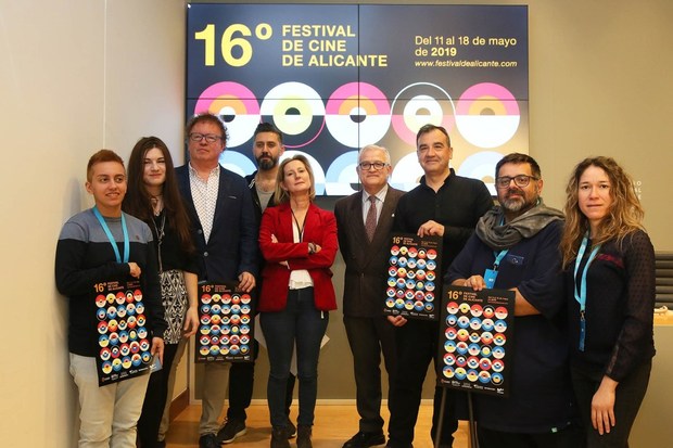 Cine en la calle con sesiones del Festival de Cine de Alicante en plazas de la zona EDUSI