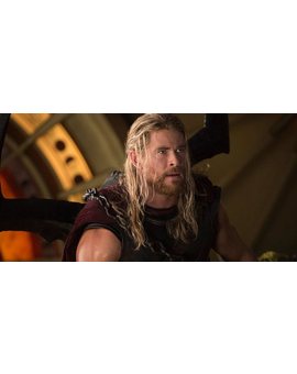 Chris Hemsworth renueva con Marvel Studios y seguirá en el UCM