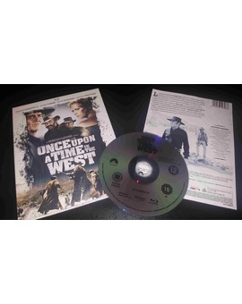 Fotos y Vídeo de "Hasta que Llegó su Hora" - Edición Libro Digibook Blu-ray