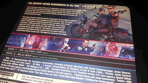 Terminator 2: El juicio final. Steelbook fosforescente Zavvi (Foto 3 de 15)