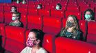 Los-cines-sufren-un-batacazo-peor-de-lo-que-se-temia-en-los-primeros-dias-de-la-reapertura-c_s
