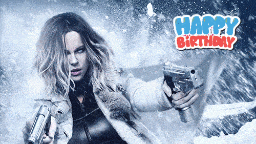 Hoy cumple años nuestra querida amiga y compañera Phöenix725