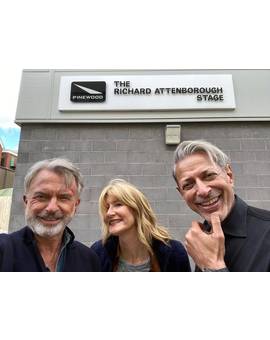 Foto de Sam Neill, Laura Dern y Jeff Goldblum desde el set de rodaje de Jurassic World Dominion