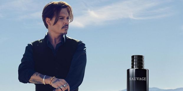 Dior sigue apostando por Johnny Depp a pesar de la controversia
