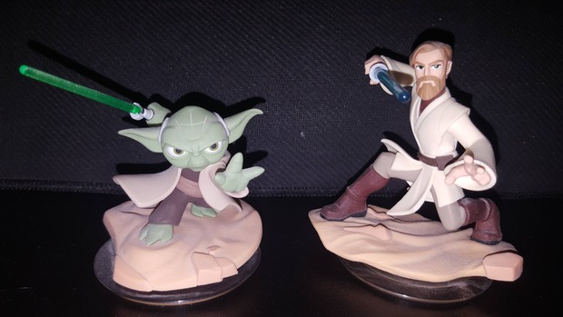 Yoda y Obi-Wan Kenobi: Figuras Star Wars de Disney Infinity