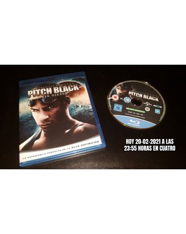 Pitch Black + ¿Qué nota le dais a esta pelicula? + Esta noche a las 23:55 horas en Cuatro.