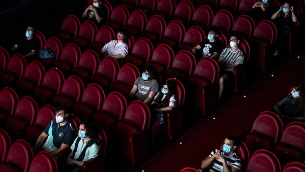 ‘Pasaporte corona’ en Dinamarca para ir al cine. ¿Que tal os parece la idea?.