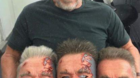 Arnold-schwarzenegger-junto-a-las-mascaras-usadas-en-el-rodaje-de-terminator-c_s