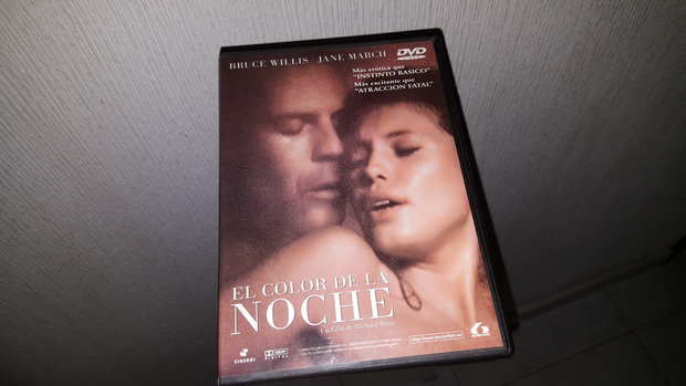 El primer DVD que entró en mi colección: El Color de la Noche.