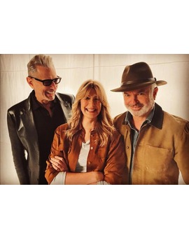 Nueva foto de Jurassic World Dominion con Jeff Goldblum, Laura Dern y Sam Neill y...