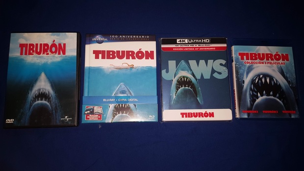 ¡Que disfrutéis mucho del verano, la playa, sus animalitos...!.  Mi colección de Tiburón (Jaws).