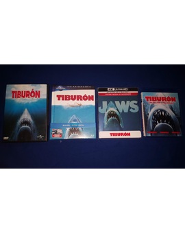 ¡Que disfrutéis mucho del verano, la playa, sus animalitos...!.  Mi colección de Tiburón (Jaws).