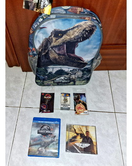 ¡Ya han venido los reyes!. Mochila, peli y llaveros jurassic + BSO Top Gun Maverick.