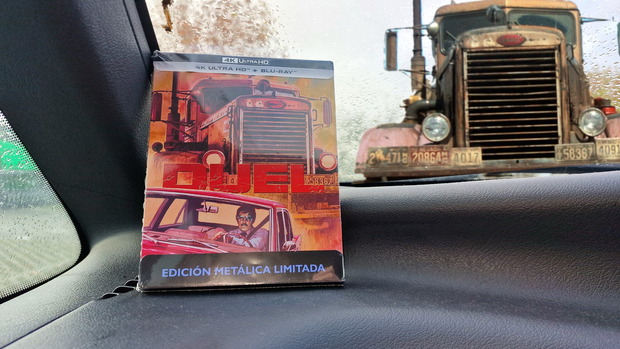 De vuelta a casa con mi Steelbook 4K UHD de El Diablo Sobre Ruedas (Duel).  Mi Compra  29-11-2023.