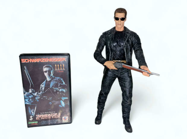 Ahora sé por qué llorais, pero eso es algo que yo nunca podré hacer.[Figura Neca T800 Terminator 2]