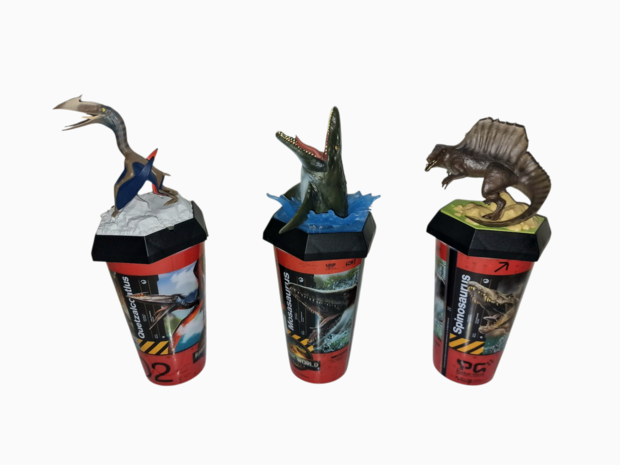 Mis vasos de Jurassic World El Renacer de Cinesa.