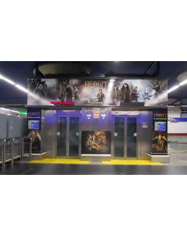 EL HOBBIT LA DESOLACION DE SMAUG: DECORACION ESTACION NUEVOS MINISTERIOS MADRID 18
