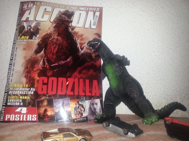 Godzilla me ha traido la Accion Cine de este mes causando como siempre devastación a su paso