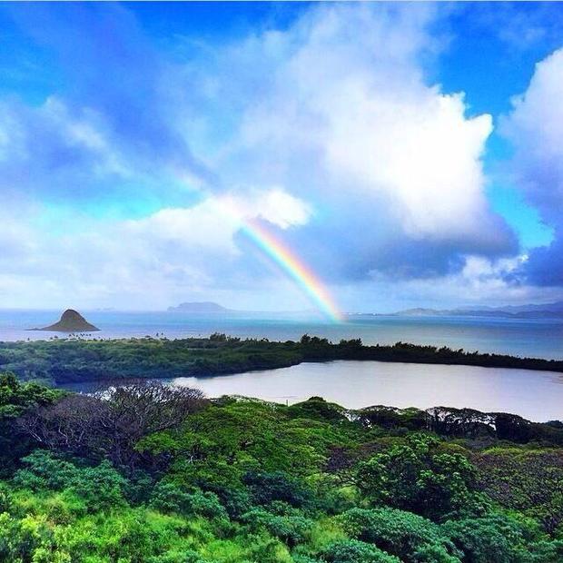 Fotografia tomada durante el rodaje de la escena de helipuerto de JURASSIC WORLD