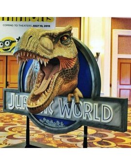 La publicidad de jurassic world vista un poquito mas de cerca