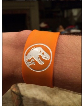 Pulsera naranja jurassic world