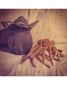 Facehugger y Huevo Alien