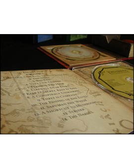 The Fellowship of the Ring, Porta discos 2 