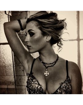 Alexa Vega, la antigua 'Carmen' de SPY KIDS, en la futura MACHETE KILLS, interpreta a una asesina a sueldo KillJoy