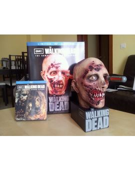 The Walking Dead The Complete Second Season Limited Edition