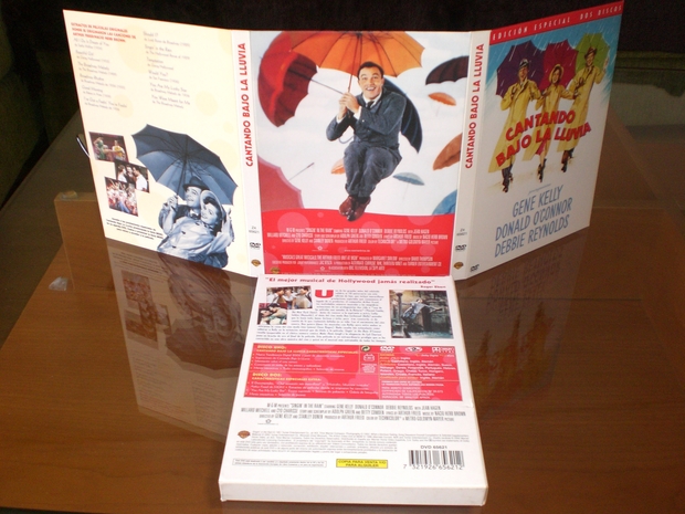Edición Especial DVD "Cantando Bajo La LLuvia" Foto 2