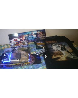 Todo listo para la llegada de Marty con el Delorean !!!  ‪#‎Bttf2015