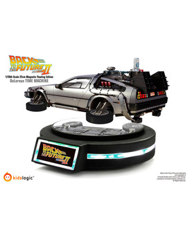 Ya disponible para reservar !!! El Coche de Regreso al Futuro Flotante - Escala 1:20