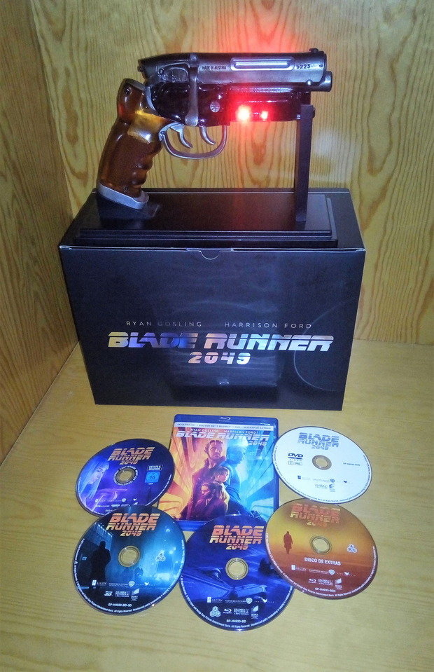 Compra en Amazon.es: "Blade Runner 2049 - (Edición Especial Blaster Limitada)"