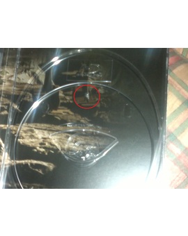 ¿No os da rabia éstos "recortes" que pueden dañarnos nuestros discos? 