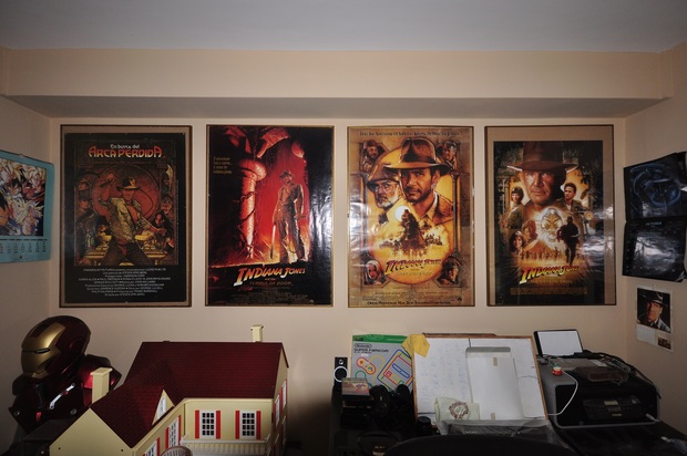 Pared de bienvenida a mi sala de coleccionismo.