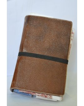 Replica del diario del grial en detalle 1