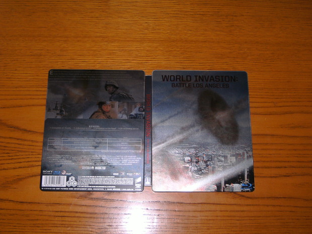 Invasion a la tierra Steelbook