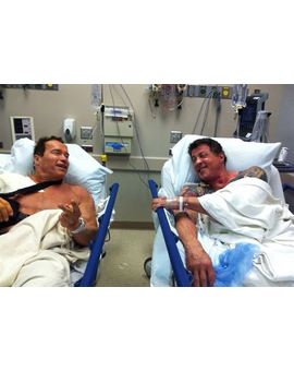 ¡TERMINATOR y RAMBO en urgencias!