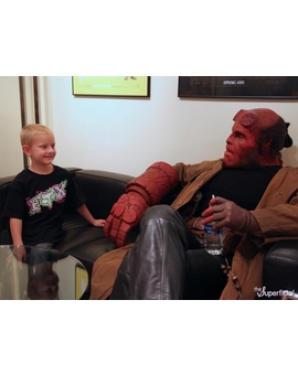 HELLBOY, un héroe solidario