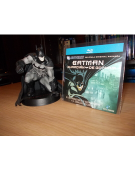 Figura Batman Arkham City + Blu-ray Batman - Guardián de Gotham
