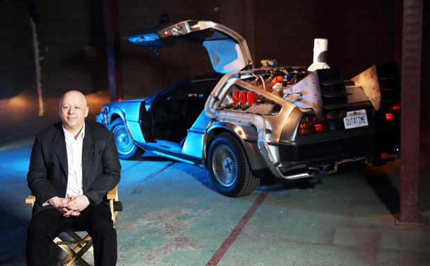 Esta noche en Discovery MAX Regreso al presente: Domingo 18 22:30