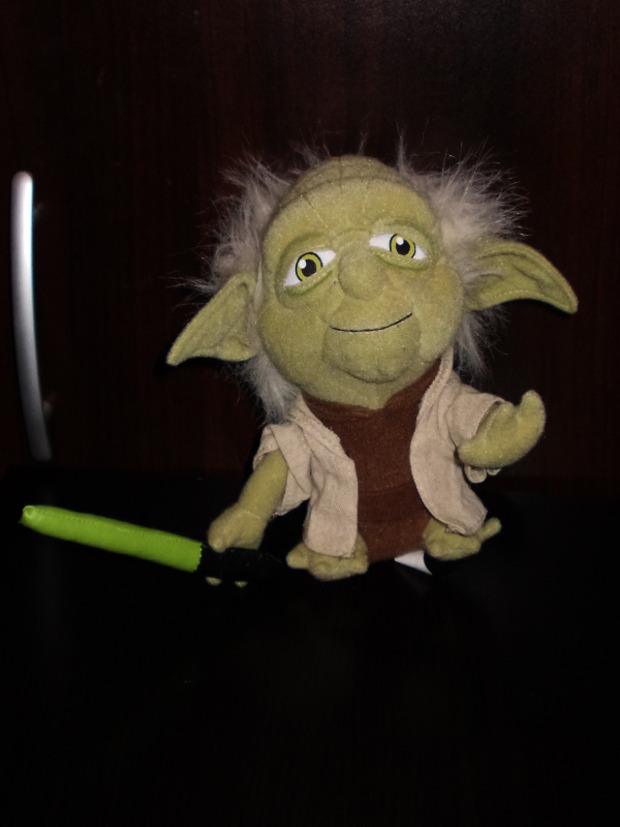 Yoda Peluche (Regalo del amigo invisible)