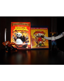 Kung fu Panda (DVD),Kung fu Panda 2 (Blu-ray) + Muñecos