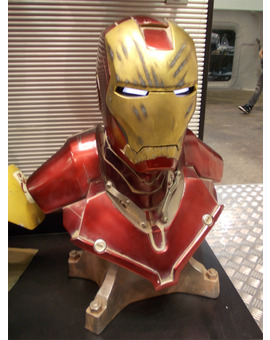 Busto gigante Iron Man (30º Salón del Comic Barcelona)