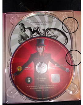 "Curiosidad" del diseño donde estan los Blu-ray Colección Tim Burton