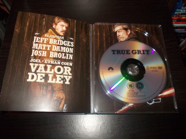 Valor de Ley Edición Especial (interior/DVD)
